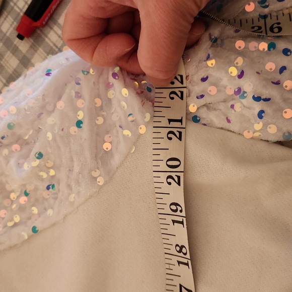 White sequence sweatshirt - Picture 6 of 8